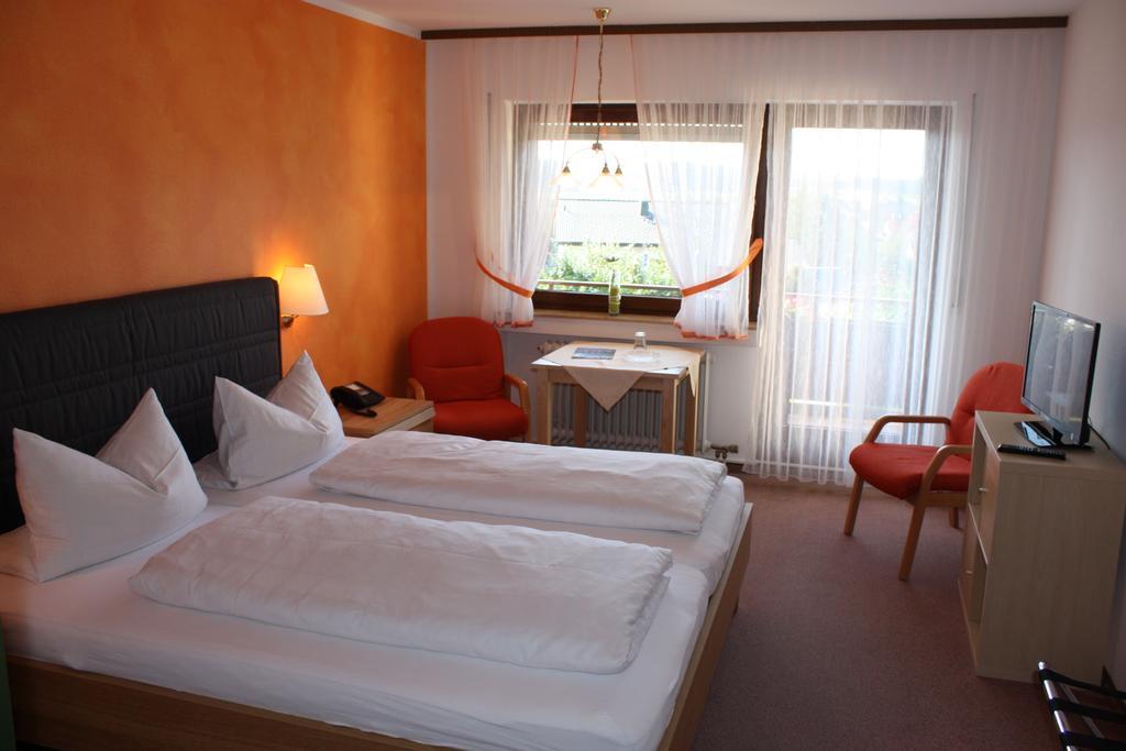 Hotel Panorama วัลดาคทาล ภายนอก รูปภาพ